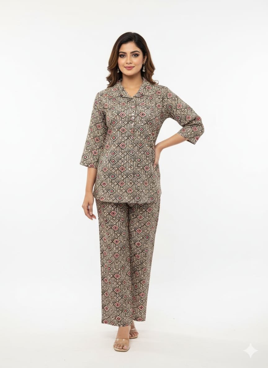 Pure Cotton Printed Short Co-Ord Set for Women - Image 4
